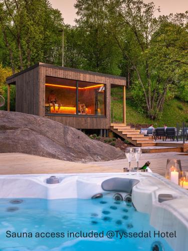 Trolltunga Guesthouse