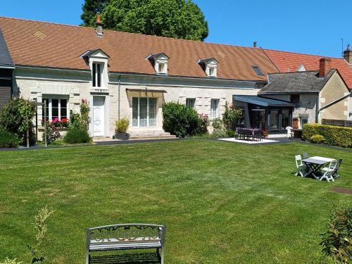 Sur La Route Des Châteaux