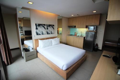 BSA Twin Towers Condotel