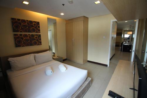 BSA Twin Towers Condotel