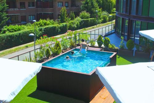 Sercotel Jardines de Uleta Suites