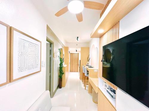 Mujihomes - 1BR SMDC Fame Residences Mandaluyong