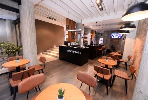 Alexandar Square Boutique Hotel