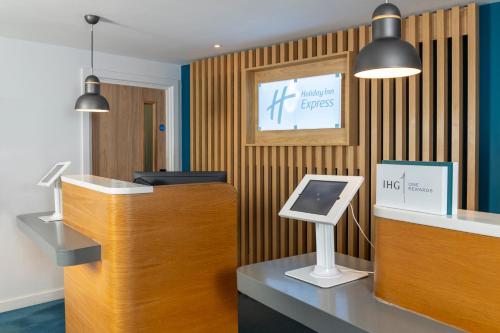 Holiday Inn Express Exeter City Centre