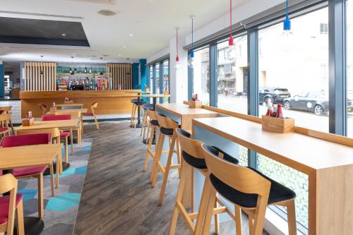 Holiday Inn Express Exeter City Centre