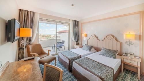 Starlight Resort Hotel