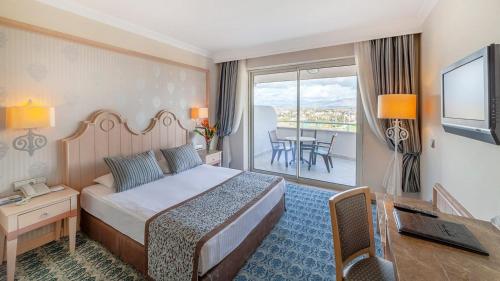 Starlight Resort Hotel