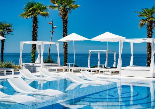 Dreamland Oasis Chakvi Hotel