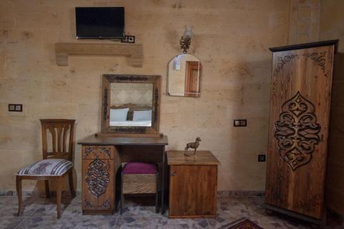 Peace Stone House