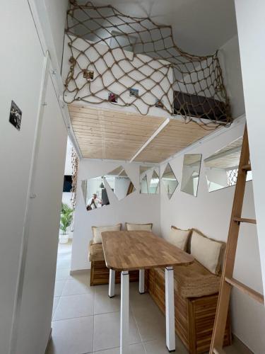 Studio for 4 close to the beach