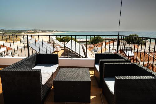 HENRI'S APARTMENTS - Pateo de Santo António