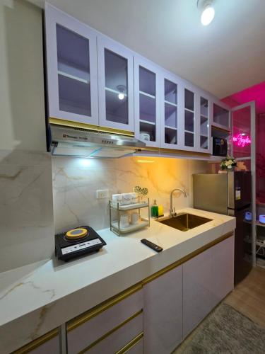 Affordable New Staycation Condo in Quezon City
