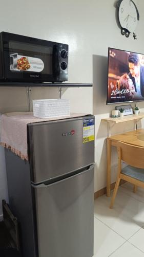 Cozy Space at Red Makati City