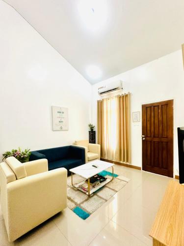 Feel at Home Gateway H&C Shower Netflix 100mbps