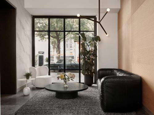 Bob W Munich Old Town