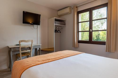 Hotel Village Motel