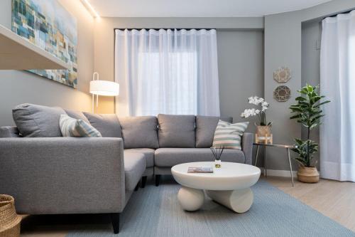 Apartamentos Torre del Reloj