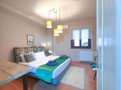 Stone Suites by White Hills