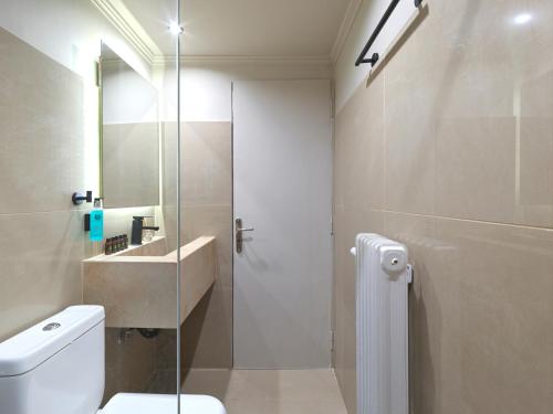 Stone Suites by White Hills