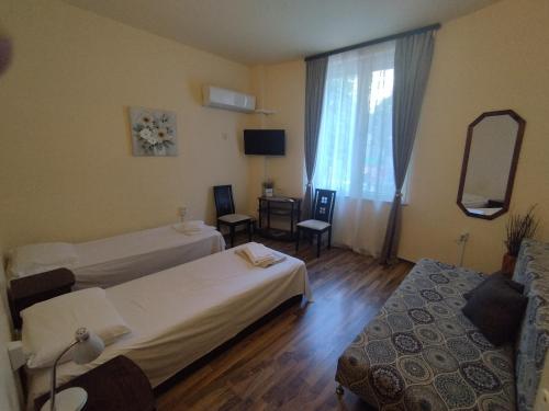 The English Guest House