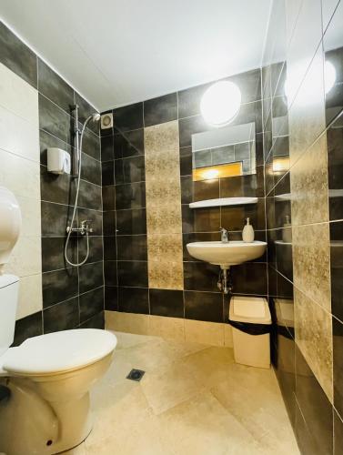 The English Guest House