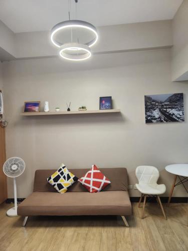 Staycation By JEM - Across NAIA T3 in Newport City