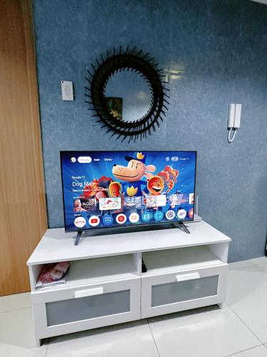 Shore 3 Residences Staycation Near Mall of Asia