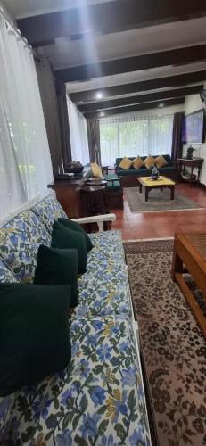 Jabbitos Baguio Transient House BUNGALOW