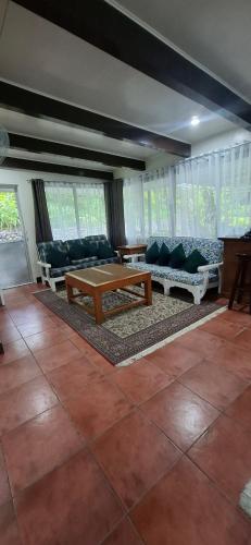 Jabbitos Baguio Transient House BUNGALOW