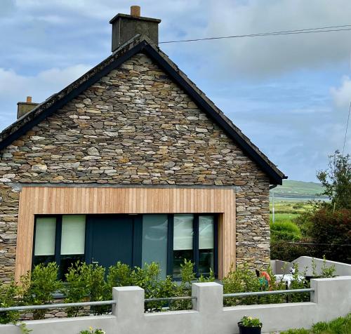 Cille Apartments, Ballyferriter village