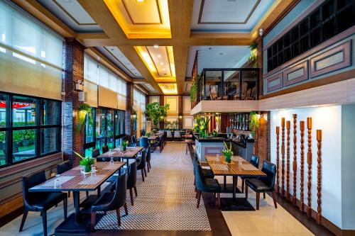 The Isabelle Hotel