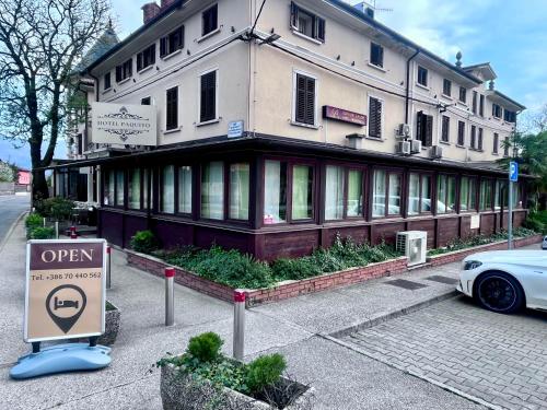 Hotel Casino Paquito