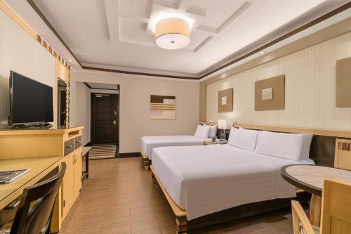 Henann Lagoon Resort