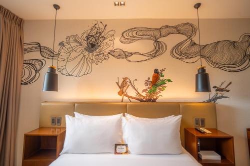 The Henry Hotel Roost Bacolod