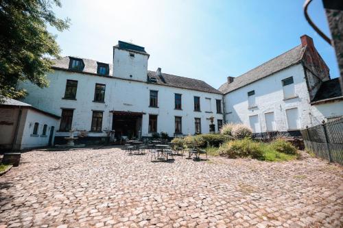 Le Domaine Du Chateau Blanc