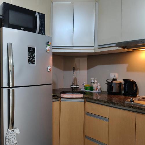 LDN 6E -Two Palm Tree