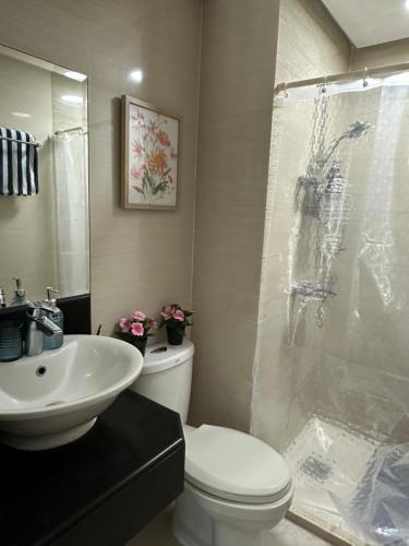 The Chic Studio at 150 Near NAIA Terminal 3