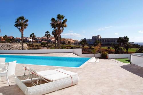 Amarilla Golf Villas