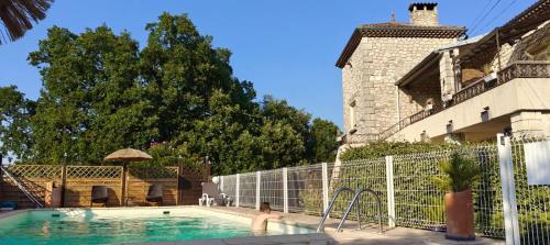 Gîtes Le Mas du Vieux Chêne