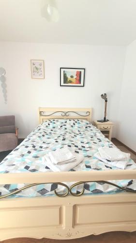 Happy Holiday Apartments