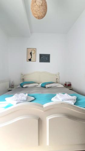 Happy Holiday Apartments