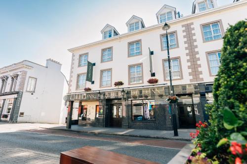 Dillon's Hotel