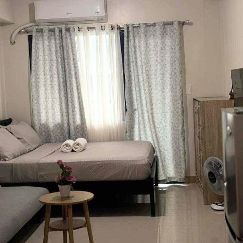 Studio apartment with balcony - Iloilo Condo Living