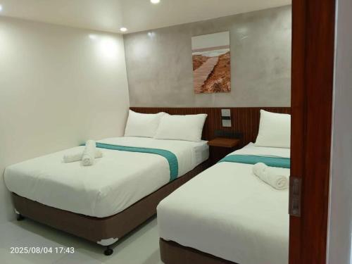 Coastal Breeze Hotel