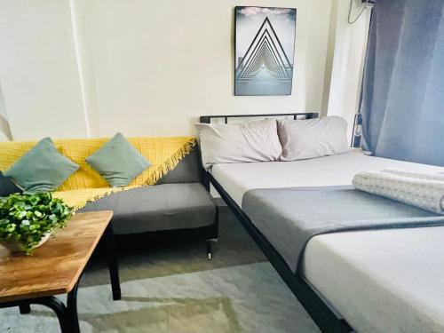 Complete Amenities Cozy Studio with Balcony