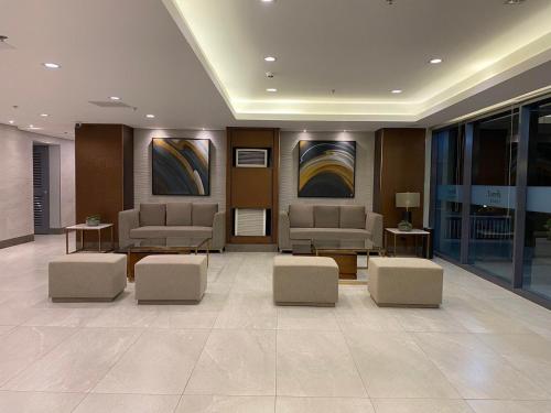 Green 2 Residences Tower1 unit 512