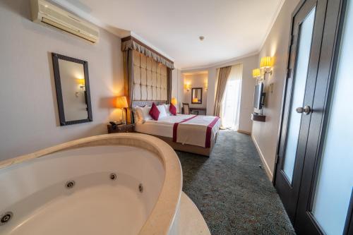 Korumar Hotel De Luxe