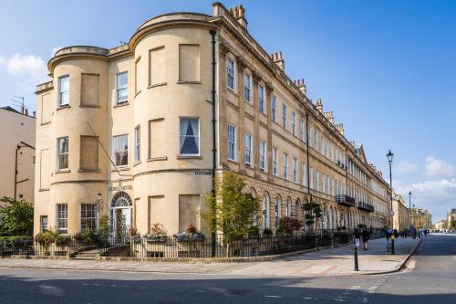 Dukes Hotel
