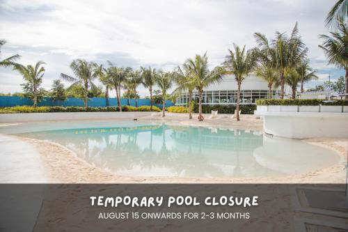 Unique Studio for Couples with Netflix & Mt Arayat View