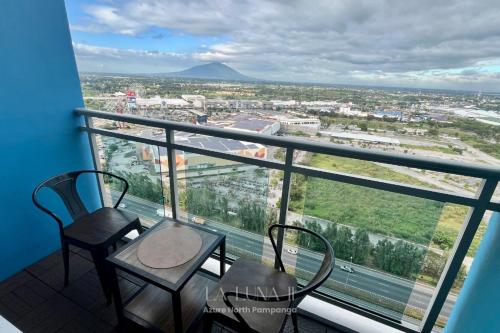 Unique Studio for Couples with Netflix & Mt Arayat View